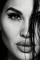 Slavic women kateryna from dnieper with Black hair age 40 photo-19