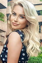 Mujer perfecta galina de granada con pelo Rubio y edad 46 photo-1