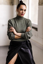 Ukrainian woman online marina from kiev with Black hair age 44 photo-1