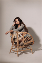 Slavic women elena from dnepr with Dark Brown hair age 42 photo-9