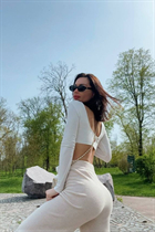 Fille ukrainienne viktoriia de odesa avec Noirs cheveux, âge 32 photo-9