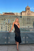 Slavic women alina from kiev with Blonde hair age 29 photo-7