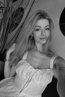 Femme ukrainienne en ligne kateryna de vinnitsa avec Blond cheveux, âge 21