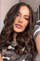 Jolie fille nastya de almaty avec Brunette cheveux, âge 26