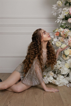 Belle femme tchèque yana de sokolov avec Chatain clairs cheveux 27 ans photo-17