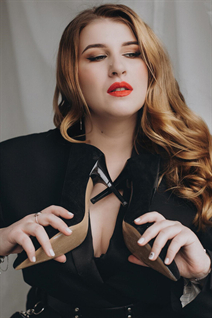 Dating a ukrainian girl solomia from vinnitsa with Blonde hair age 30