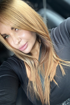 Dating a german girl olga from hamburg with Light Brown hair 43 years old photo-4