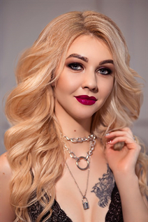 Single ukraine women daria from zaporozhye with Blonde hair age 34