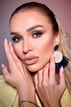 Girl from dubai yulia with Blonde hair age 38 photo-4