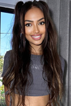 Pretty girl valeria from bali with Dark Brown hair age 30 photo-9