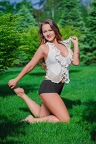 Ukrainian beauty elena from toronto with Light Brown hair age 43 photo-4