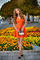 Dating ukrainian girl katerina from kharkov with Light Brown hair age 23 photo-10