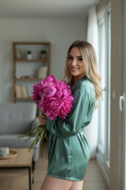 Beautiful woman of Ukraine dariia from odessa with Light Brown hair age 31 photo-11