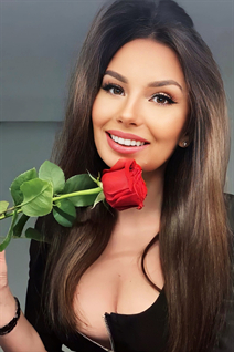 Femme tchèque olga de prague avec Brunette cheveux 42 ans