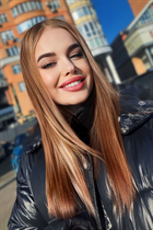 Slavic women anastasia from kiev with Light Brown hair age 18 photo-7