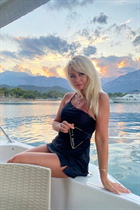 Femme parfaite elena de vienna avec Blond cheveux, âge 51 photo-10