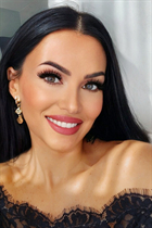 Beautiful Ukrainian girl yuliia from lviv with Black hair age 42 photo-4