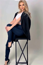 Beautiful wife from Ukraine victoria from zaporizhia with Blonde hair age 40 photo-17