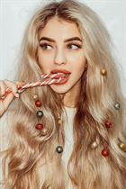 Ukrainian bride paulina from lviv with Blonde hair age 23 photo-12