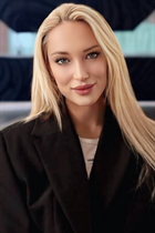 Fille allemande kristina de munich avec Blond cheveux 33 ans photo-1