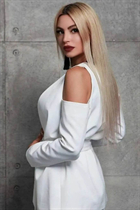 Épouser une femme moldave maria de chisinau avec Blond cheveux, âge 43 photo-21