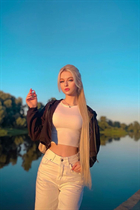 Dating a belarusian woman tasya from vitebsk with Blonde hair age 21 photo-7