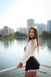 Pretty Ukrainian girl vlada from kyiv with Light Brown hair age 27