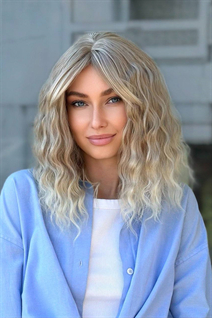 Date fille ukrainienne alla de kyiv avec Chatain clairs cheveux, âge 36