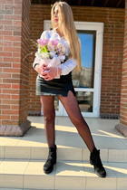 Bride from tallinn svetlana with Blonde hair age 34 photo-8