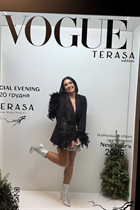 Ukrainian girl natalya from khmelnitsky with Dark Brown hair age 40 photo-6