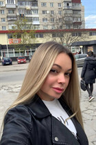 Ukrainian girl model angela from kharkov with Blonde hair age 40 photo-9