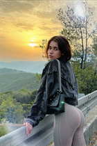 Ukrainian wife kris from kharkiv with Light Brown hair age 26 photo-2