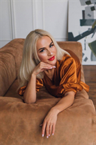 Lady from Ukraine nataly from kharkov with Blonde hair age 43 photo-2