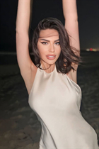 Bride from los angeles oleksandra with Dark Brown hair age 31 photo-2