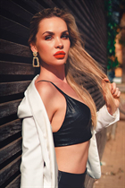 Girl from barcelona vladislava with Blonde hair age 39 photo-9