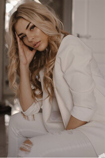 Belles femmes ukrainiennes larisa de smolensk avec Blond âge de cheveux 27