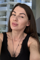 vienna bride lesya with Black hair age 40 photo-15