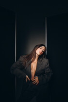 Date ukrainian olena from kherson with Light Brown hair age 29 photo-3