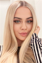 Date ukrainian ekaterina from lviv with Blonde hair age 27 photo-4