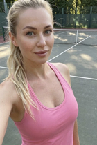 Bride from valencia marianna with Blonde hair age 45 photo-12