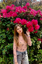 Beautiful wife from Ukraine anna from zaporizhzhia with Light Brown hair age 29 photo-1