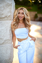 Femme ukrainienne célibataire vitalina de kyiv avec Blond cheveux, âge 33 photo-11