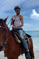 Perfect woman valeriya from nicosia with Blonde hair age 46 photo-12