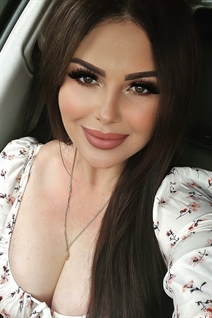 Ukrainian girl liliya from odessa with Dark Brown hair age 41