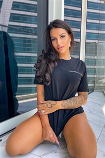 Girl from zagreb victoria with Black hair age 28