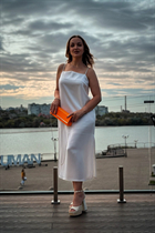 Encantadora chica ucraniana tatiana de uman con pelo Marrón claro y edad 55 photo-13