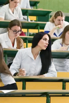 Femme parfaite elina de madrid avec Noirs cheveux, âge 37 photo-15