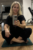 Deslumbrante mujer ucraniana julia de kropyvnytskyi con pelo Rubio y edad 48 photo-16