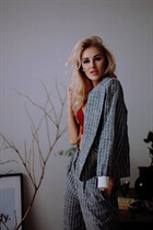 Beautiful russian bride tina from moscow with Blonde hair age 55 photo-3