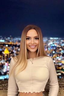 Ukrainian bride daria from odessa with Blonde hair age 23